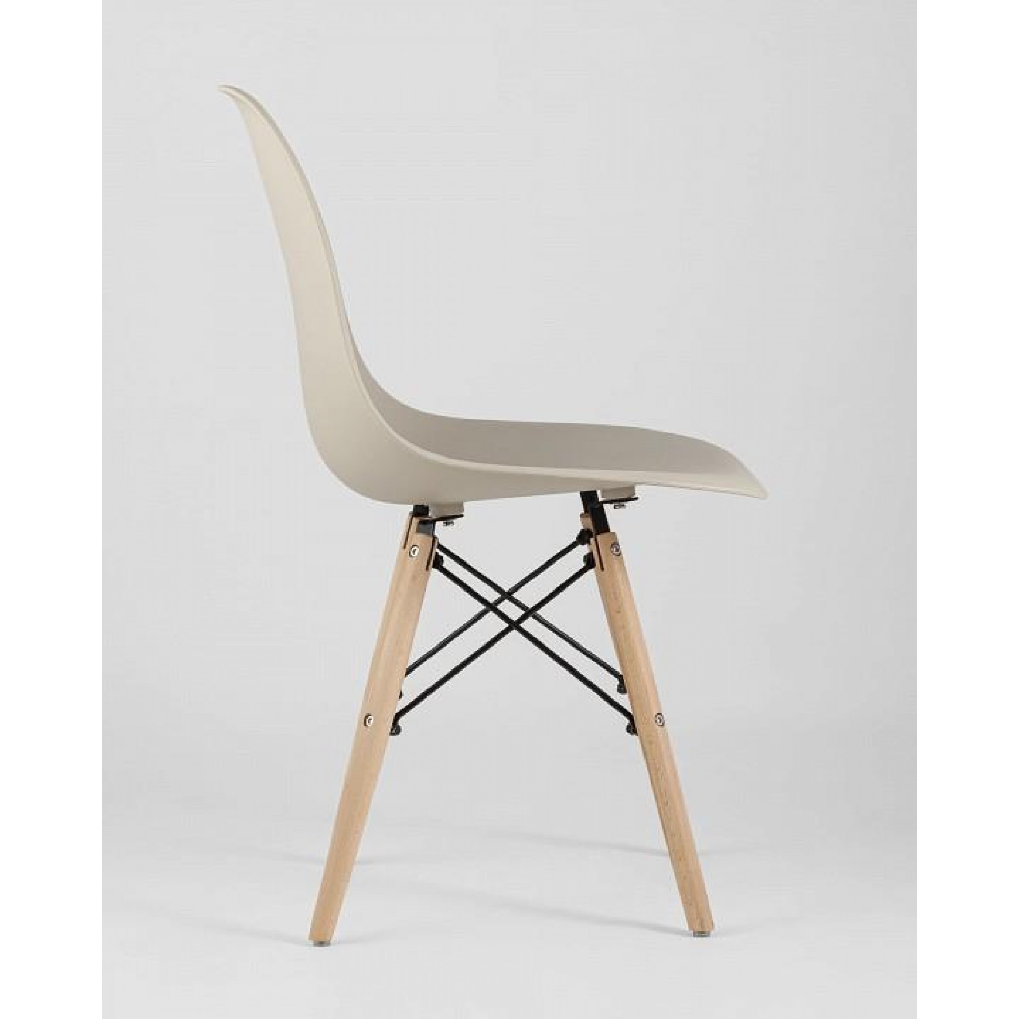 Набор из 4 стульев Eames    SGR_Y801-beige-X4