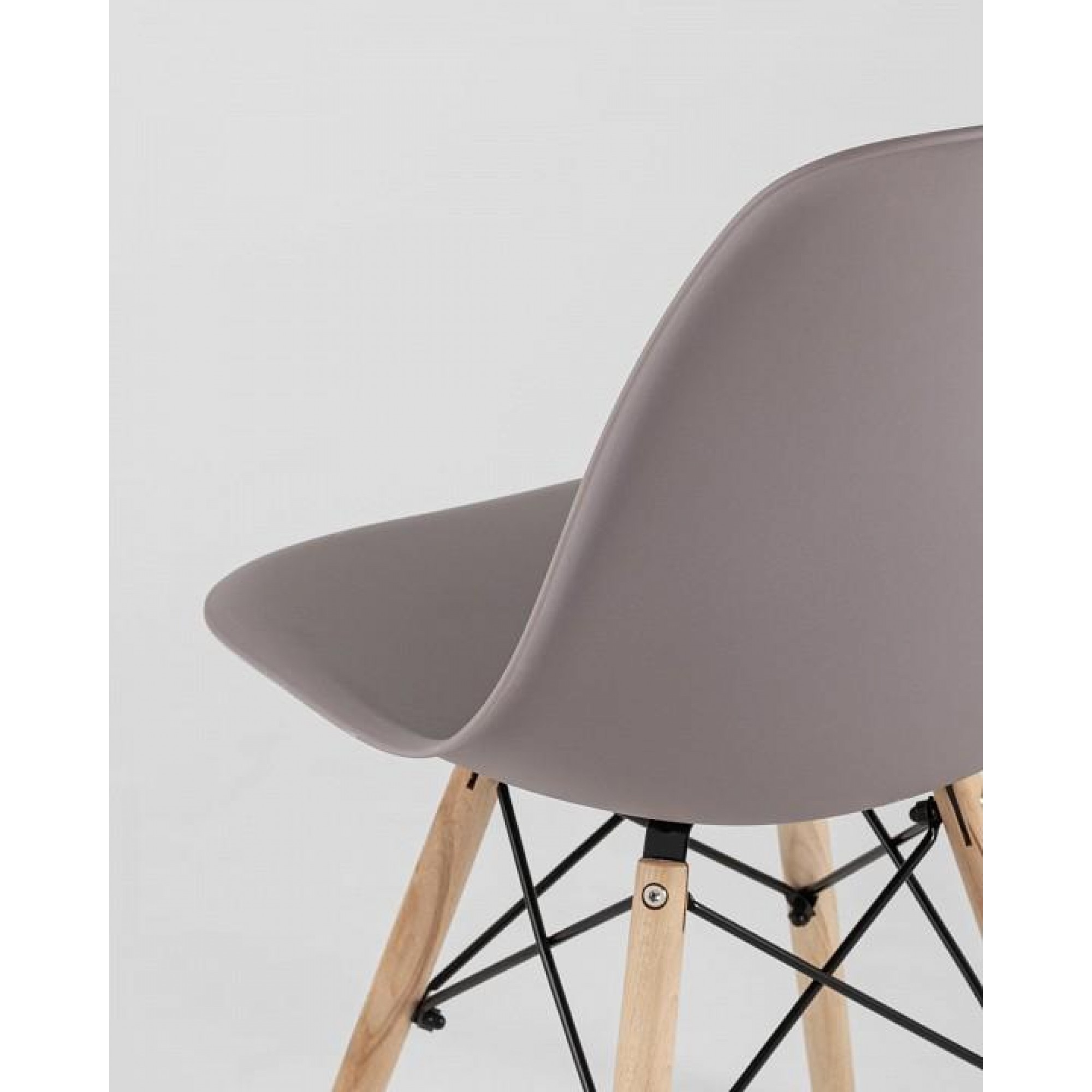 Стул Eames    SGR_Y801-dark-grey